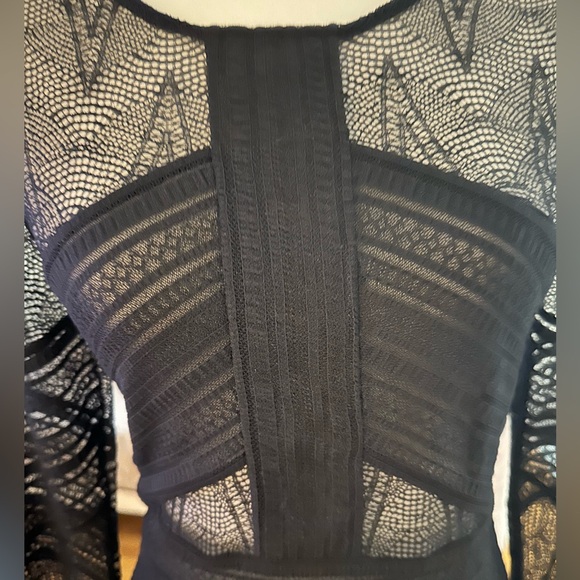 NWOT**BCBG MaxAzria Blk peplum top S - Picture 6 of 6